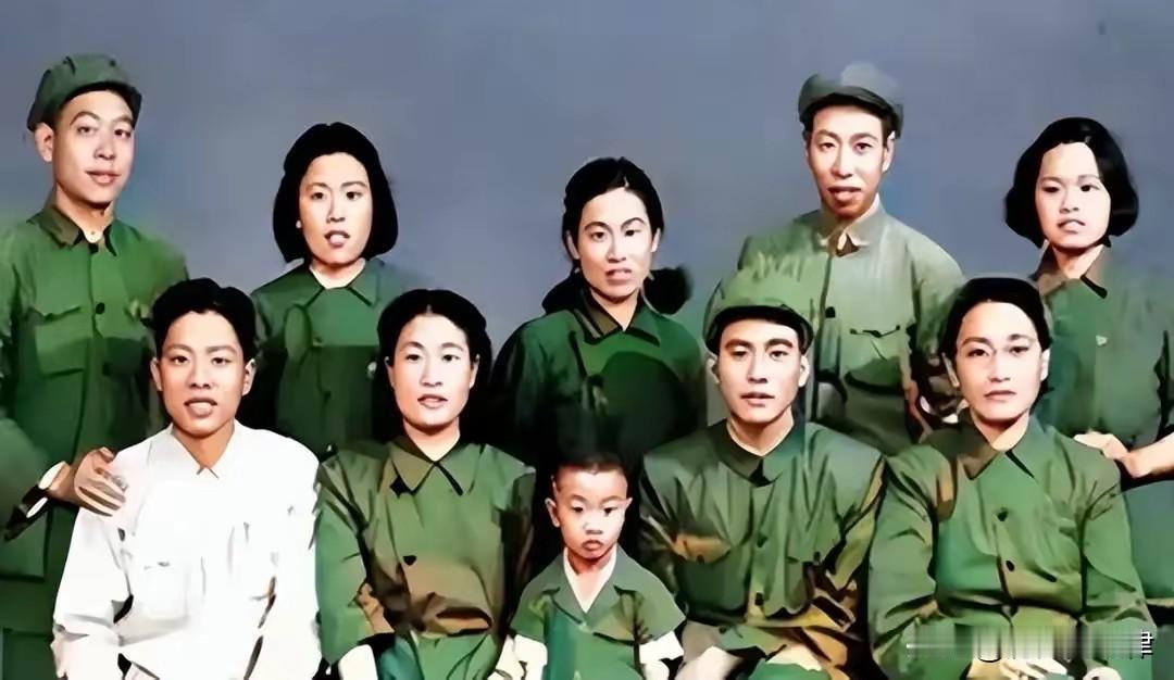1952年刘青山临刑前唯一牵挂：我的孩子怎么办？三子坎坷人生让人唏嘘
 
195