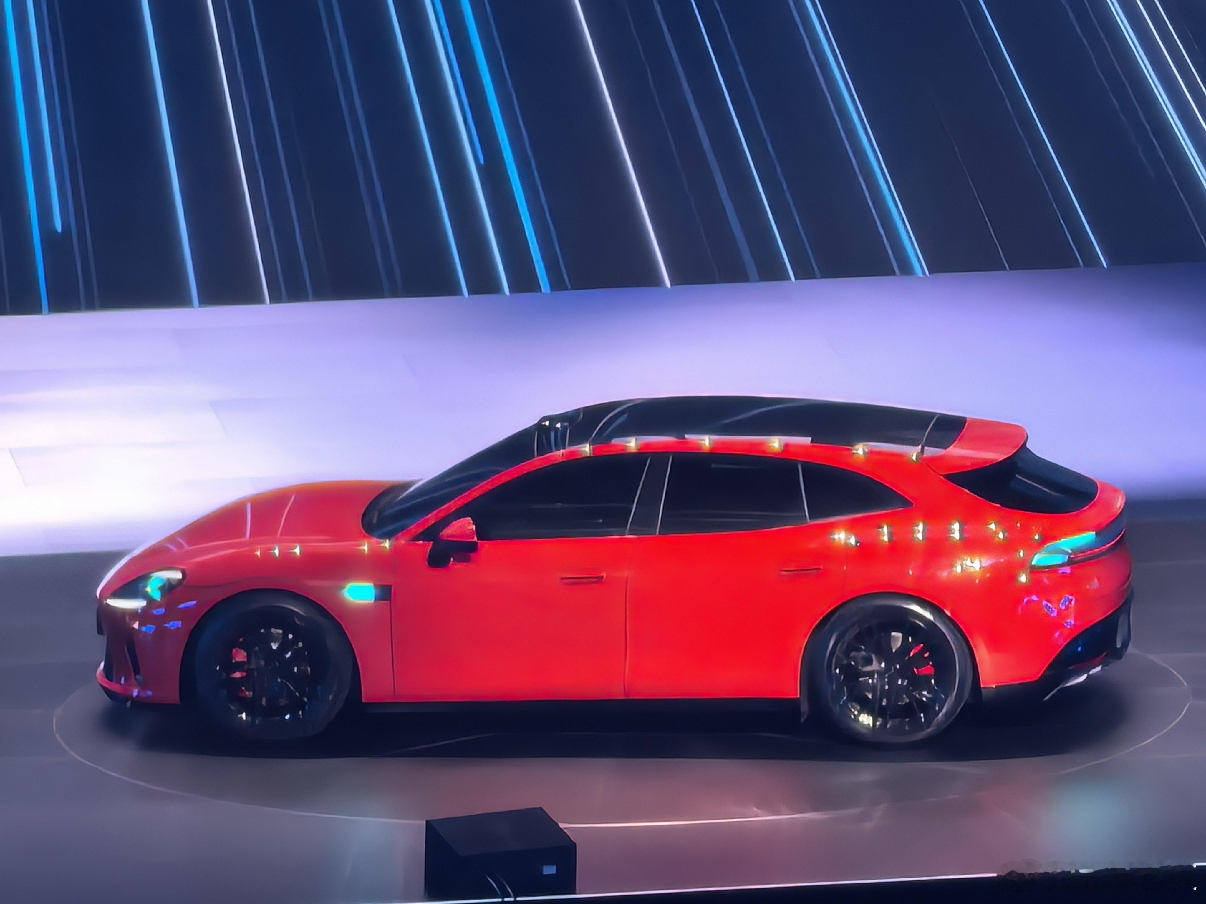 懂车之道讯 启境GT7亮相，这颜值如何？有没有致敬呢？ 广州·大湾区文化体育中心