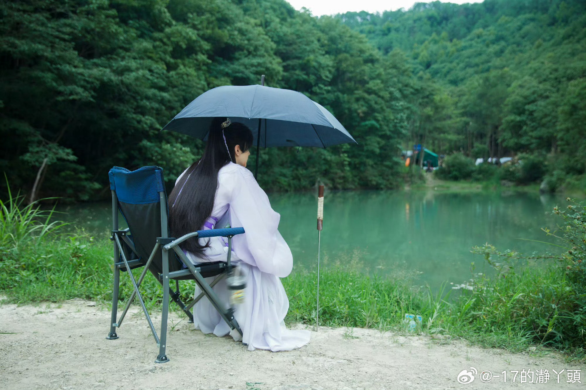 I成毅赴山海cy成毅萧秋水李沉舟肖明明他的演技无可挑剔,他的人品善良到了极致,始