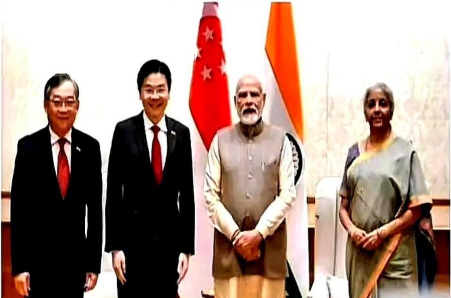 新加坡总理黄循财专程飞去新德里，和印度总理莫迪进行了整整四个小时的秘密会谈。随后