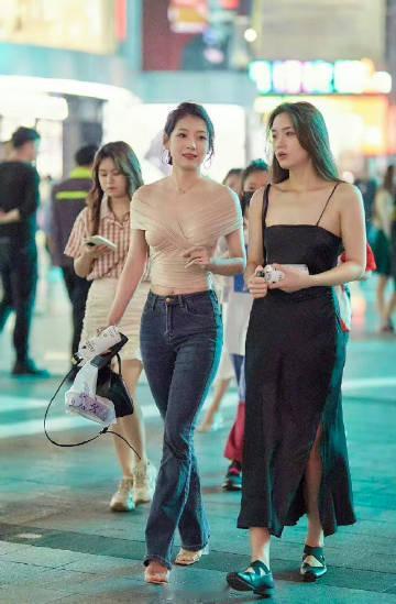 有这样的闺蜜你会不会经常不回家？ ​​​