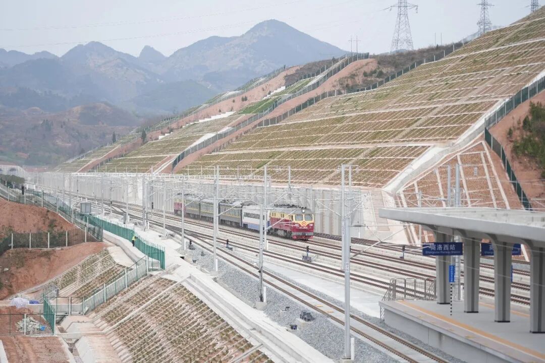 全线进入联调联试！这条设计时速350公里高铁迎重要进展