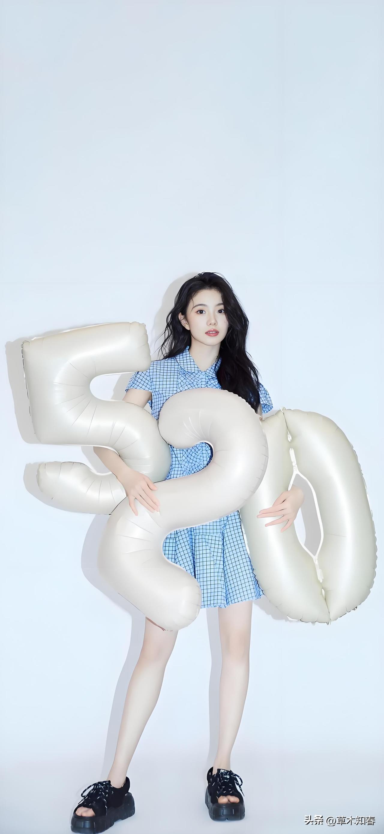 央视一套《主角》刚播完，女二号韩沛颖就据传拿到了好几部女一的本子，而女一号刘浩存