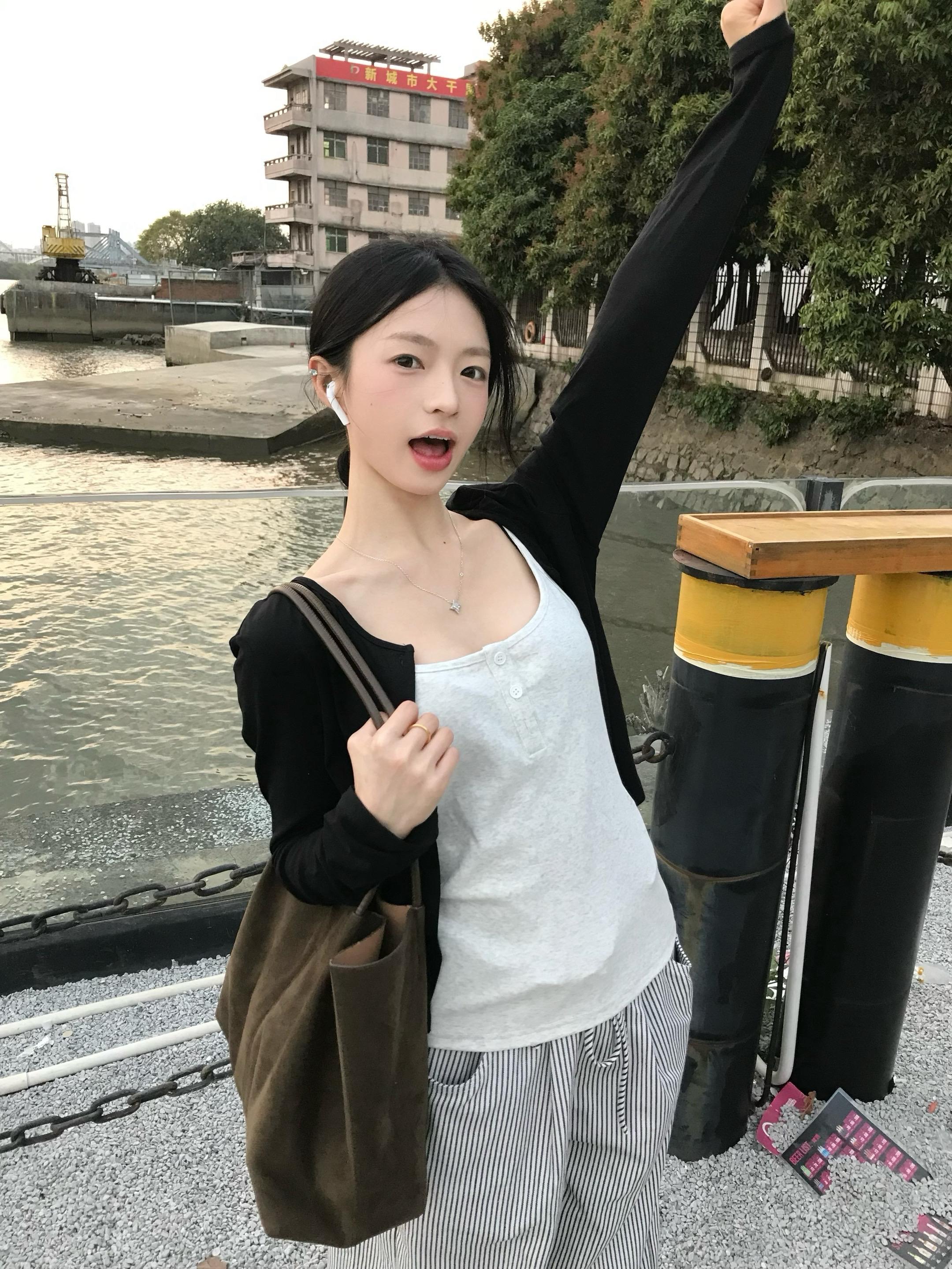 青天大老爷！！