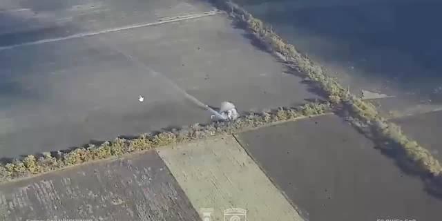 乌军59旅的视频
打了一个俄军的bm21，在卢茨克 Українка 红军村西南