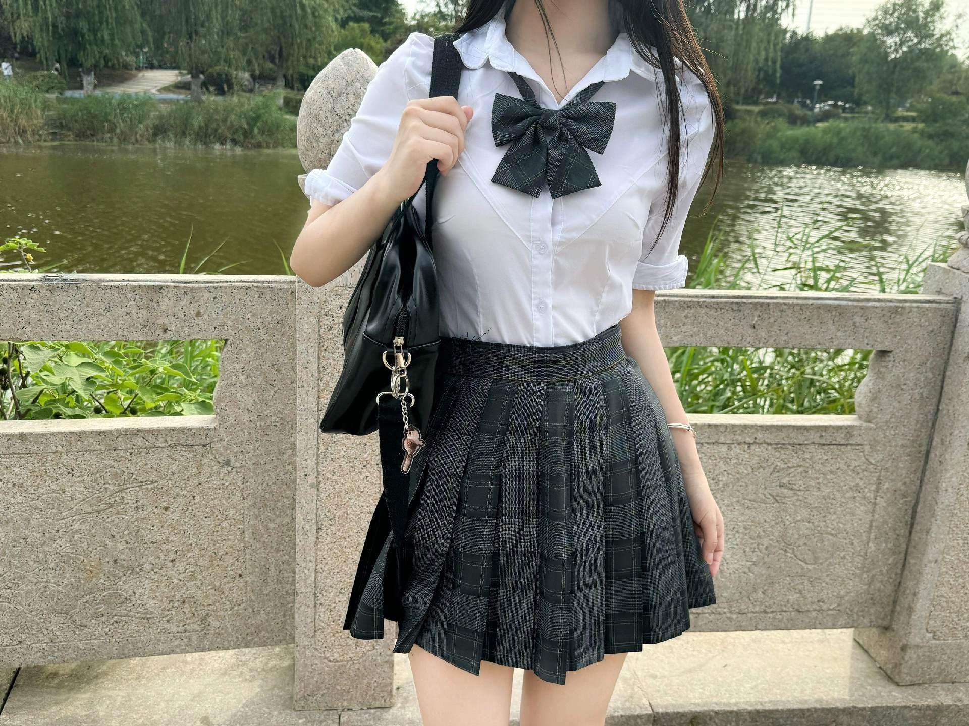 好看吗不好看删了当然是把你删了。
