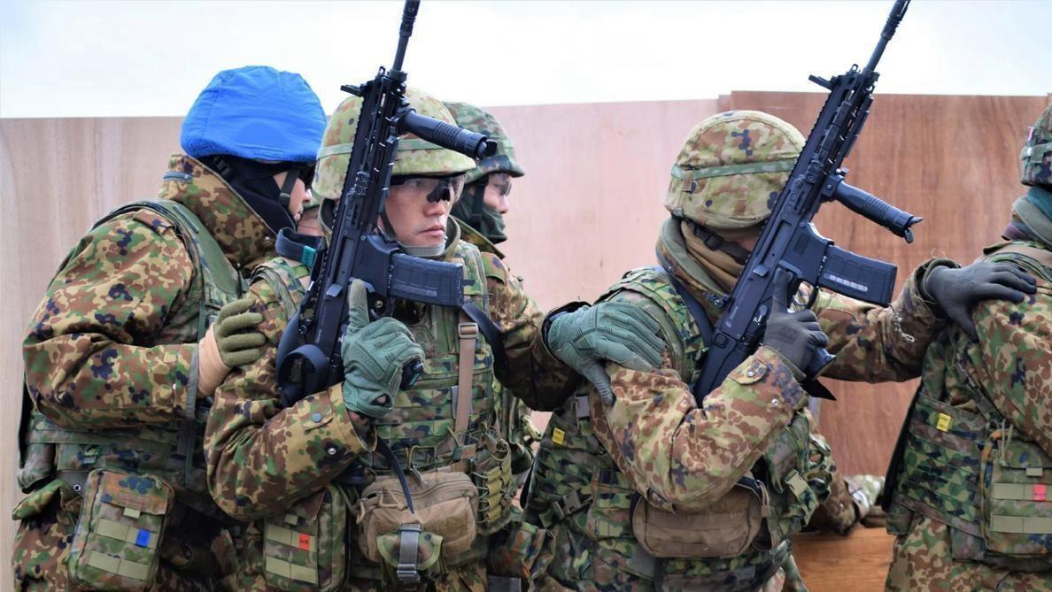 2月2日，雅加达传出的一条不起眼的消息，直接炸翻了整个东南亚舆论场。

2026