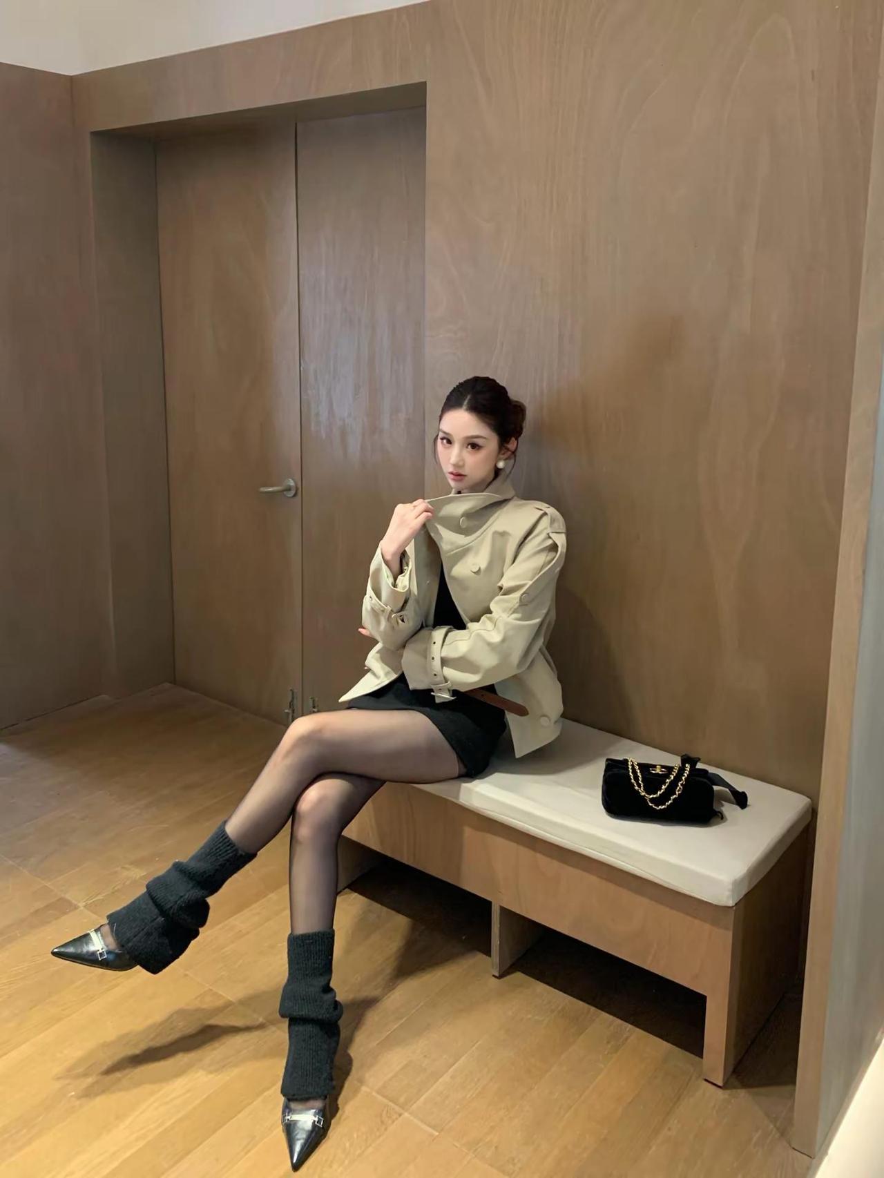 我们女人就是穿点好看的衣服就开心