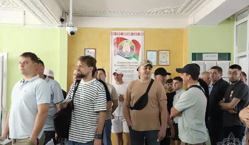 美国战争研究所：普京似乎找到了突破口，打算征召白俄罗斯人来扩充兵力。战争研究所的