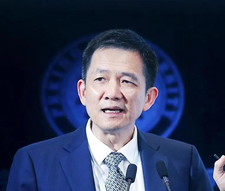 北大教授姚洋：房价没跌到位，老百姓有钱也不敢买房！

2024年1月24日，大国
