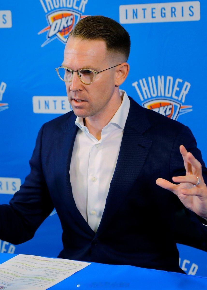 CBS Sports 评选了最佳NBA管理层：1. 雷霆2. 尼克斯3. 凯尔特