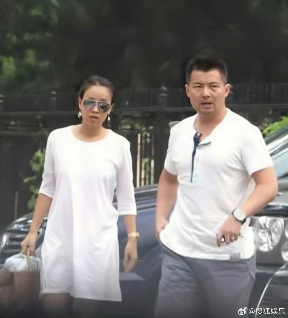 曝那英老公出轨我次奥，那姐被绿啦？？？  ​​​