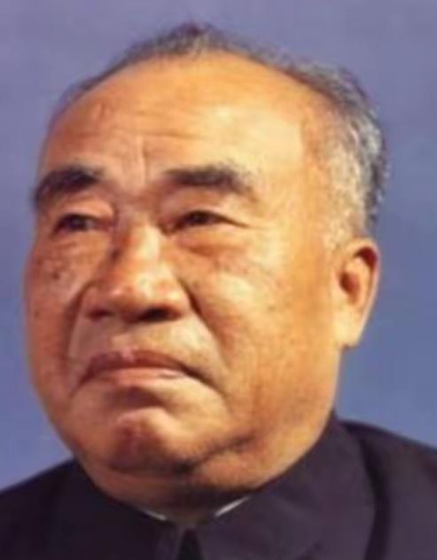 1976年，朱德临终前，对康克清调侃道：“我这辈子没有什么遗憾的，就是没吃饱过。