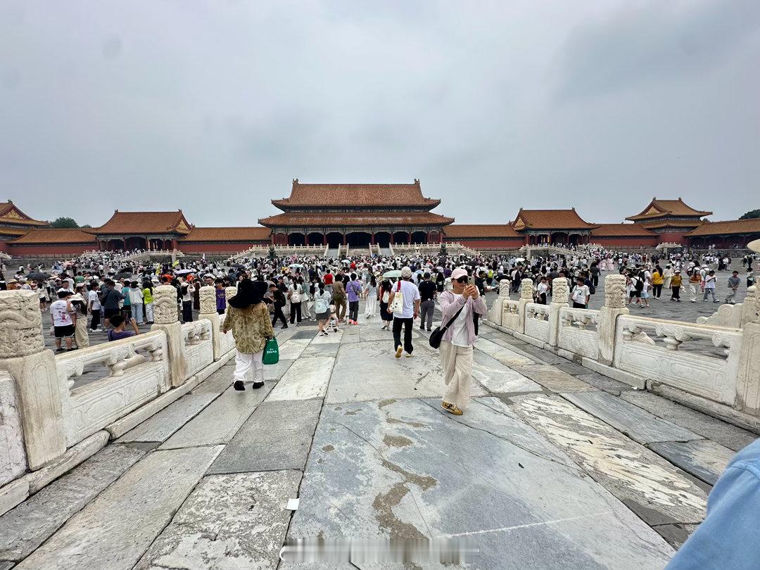 今天自费去的，人太多啦。故宫下周一免费开放随手拍