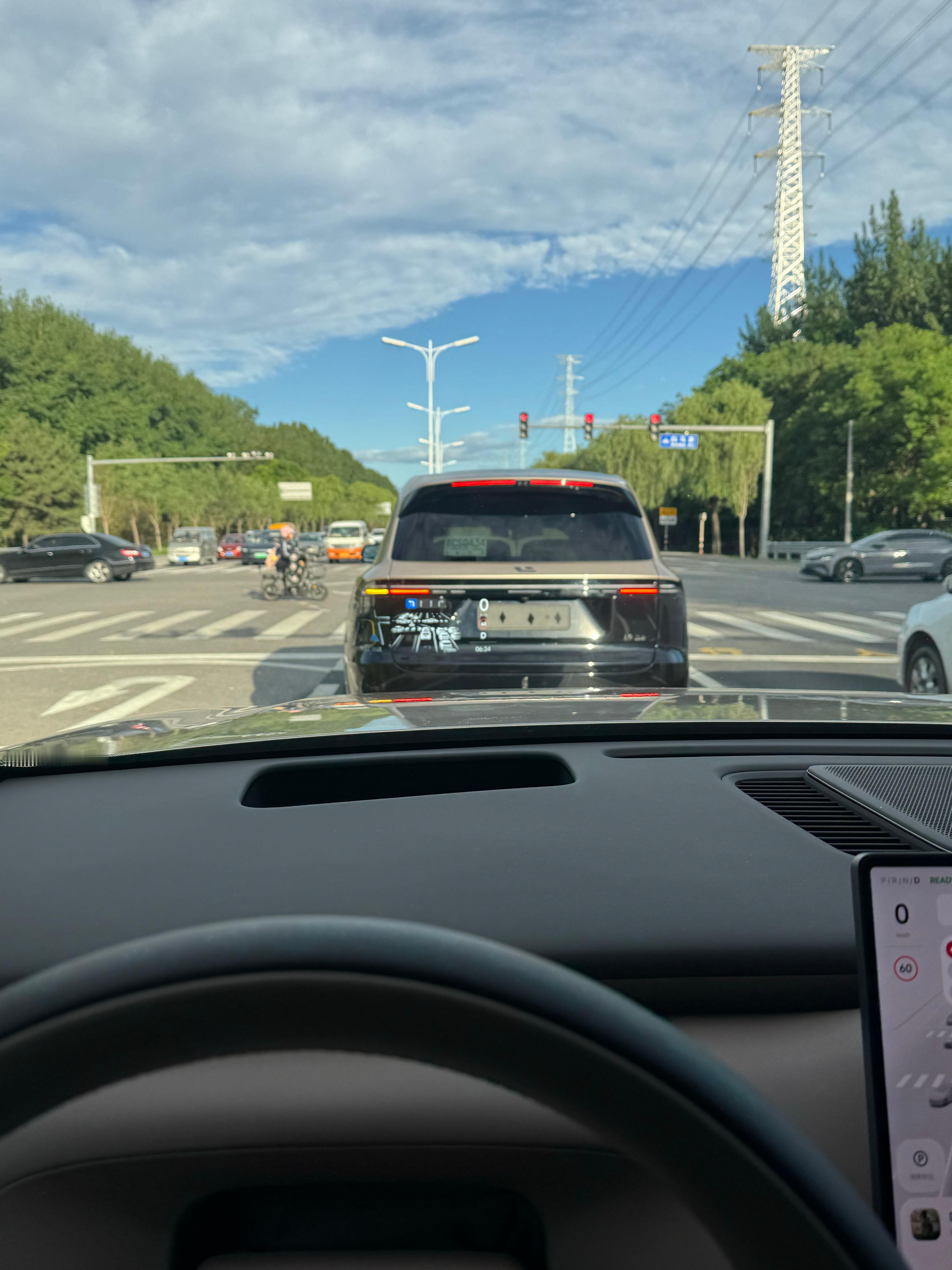 今早的阳光真好～北京🚘上海 一脚油，一箱电，一千多公里属实是Grand tou
