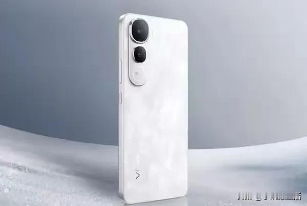 vivo Y400 5G手机发布，搭载骁龙4 Gen 2＋6000mAh电池
