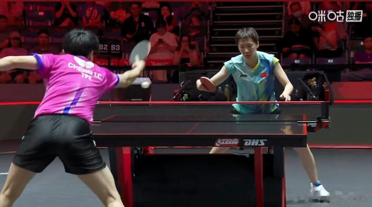 郑学姐今天状态爆棚啊，
前两局 王曼昱🇨🇳11-9，9-11被中国台北名将郑