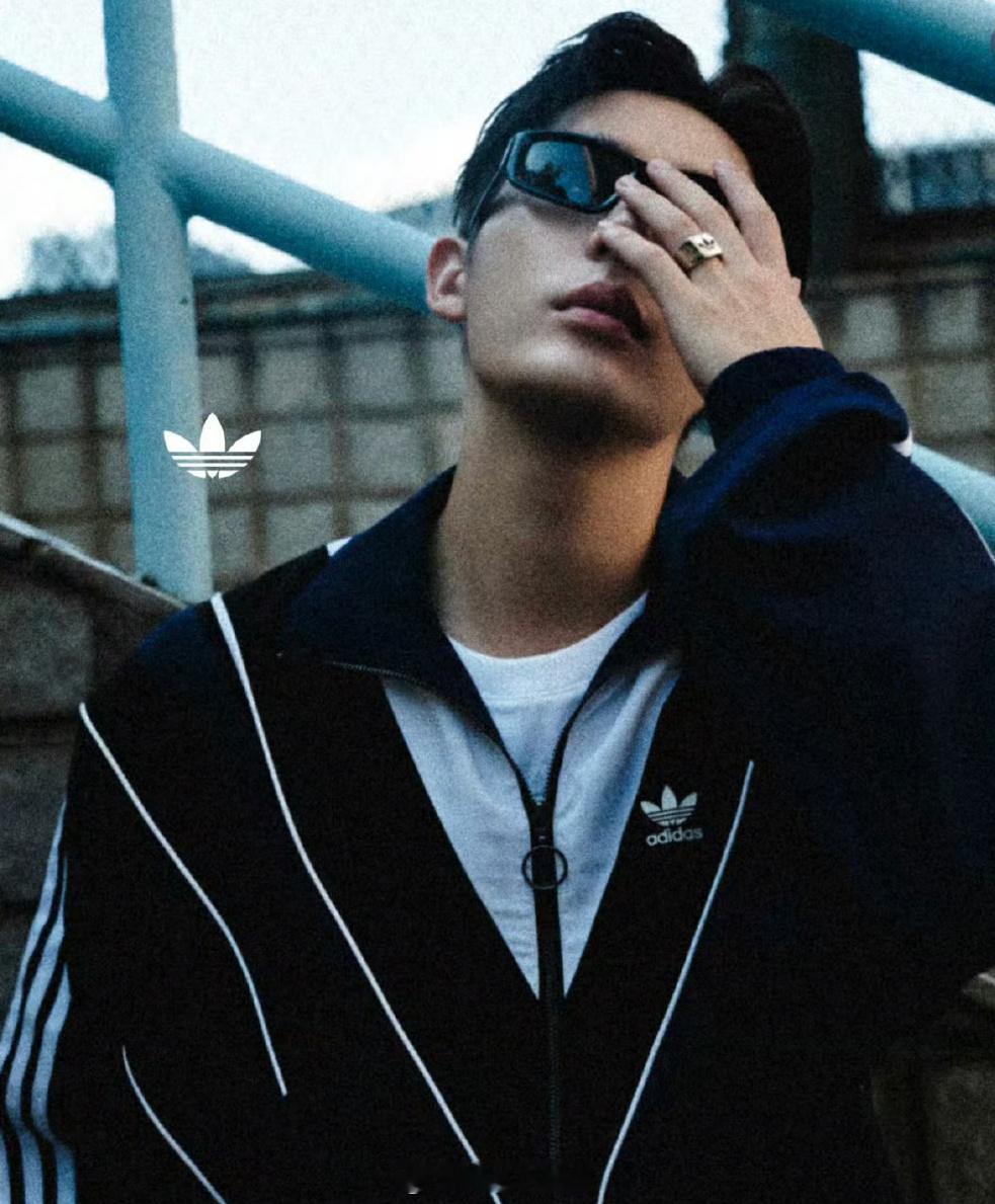 #王安宇 一生出片的中国男人#王安宇是真的很出片，随便一个被捕捉到的瞬间，都有一