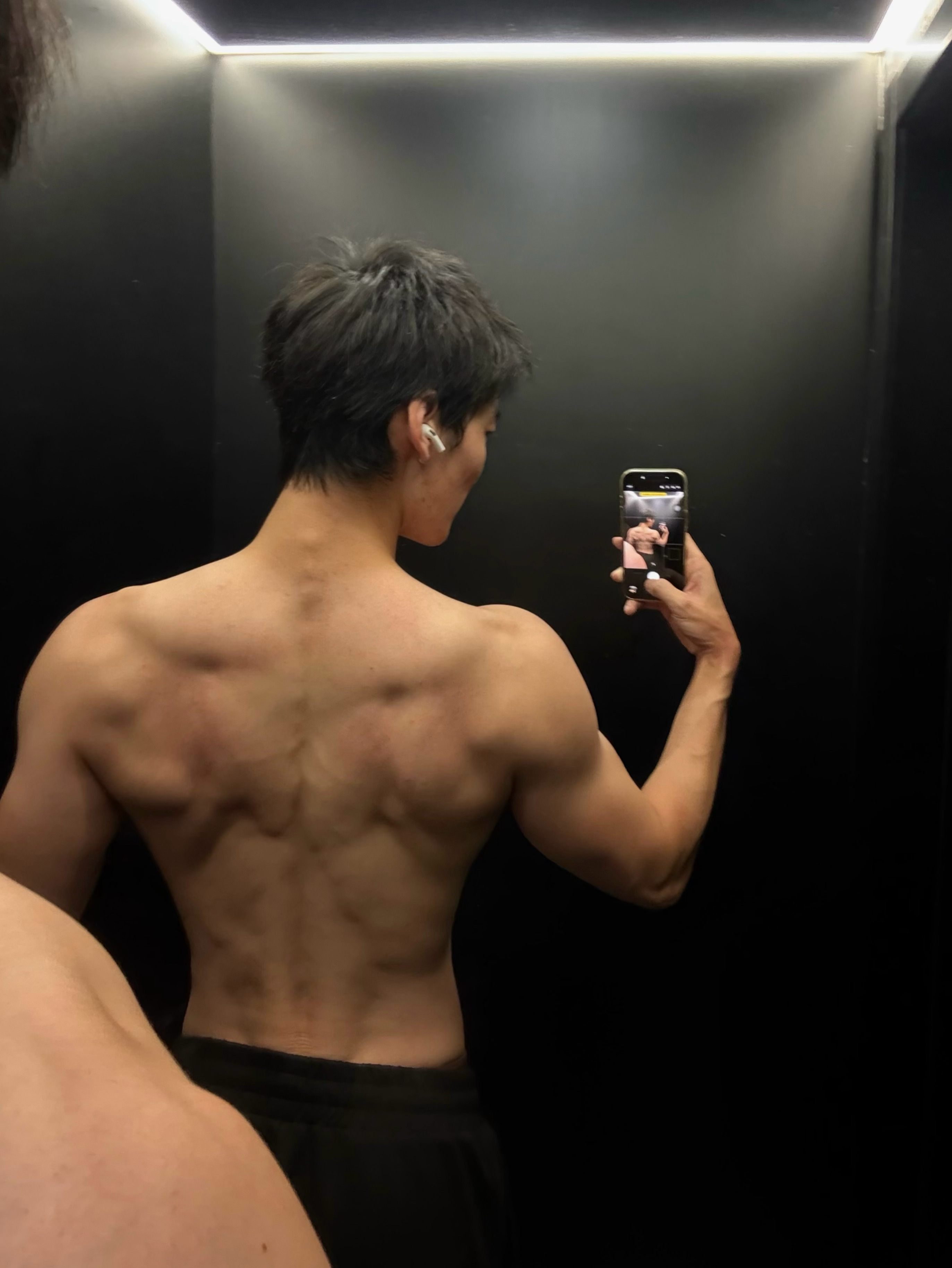 不怎么爱拍背 