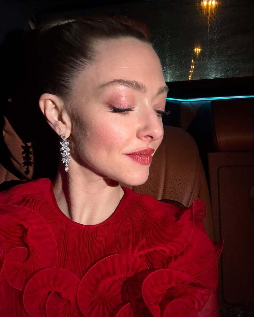 amanda seyfried 阿曼达塞弗莱德在沙特阿拉伯出席Joy award