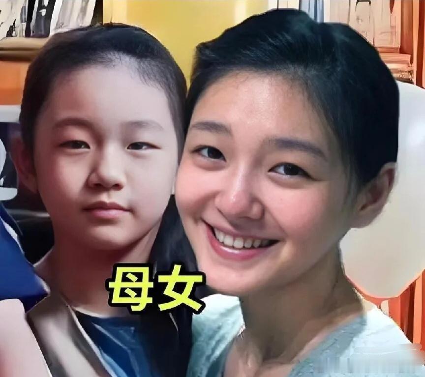 还好大S留了这么多微博，而且也没设什么限制，她一直都特别疼女儿，也特别爱晒女儿的
