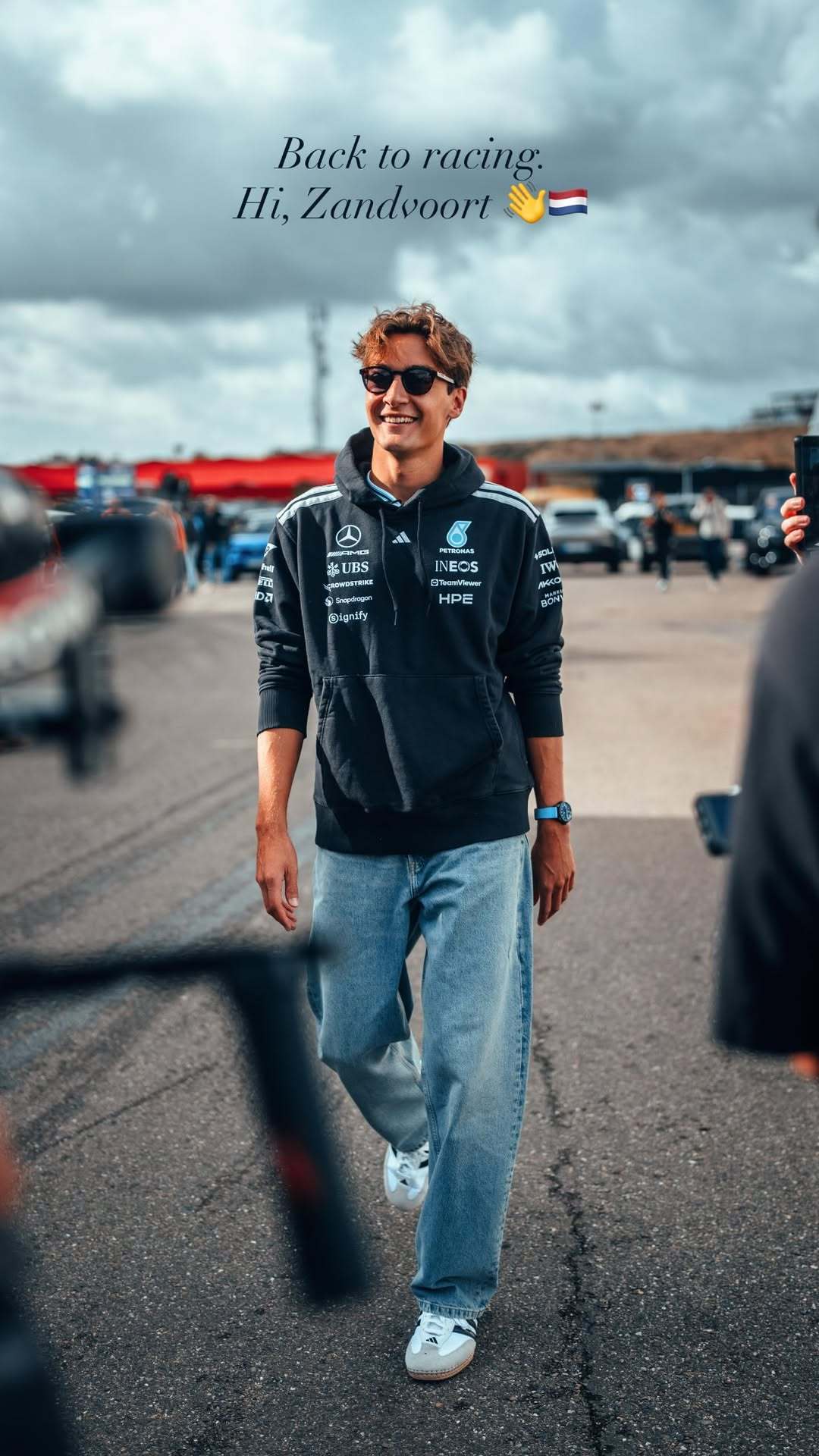 GeorgeRussell63更新一则快拍👇🏻重返赛场你好赞德沃特 👋🇳