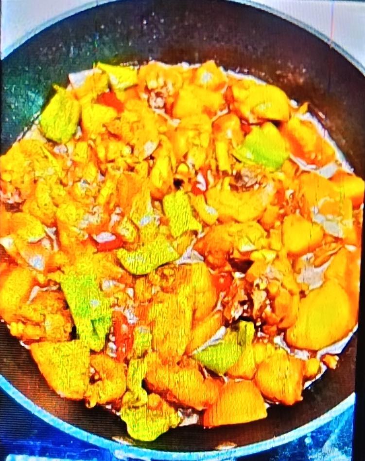 开封深夜食堂：不打烊的温暖，黄焖鸡老板与骑手们的暖心约定


在河南开封，一家普