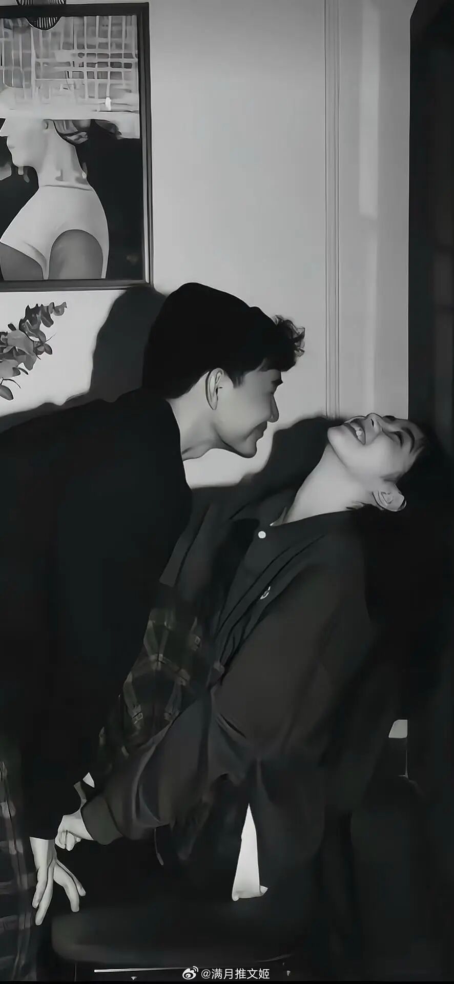 “他的爱就像休眠火山，一旦喷发，就会献上所有的热情。”——周晚欲《休眠火山》晚安