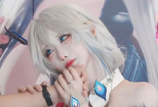 国外顶流 Yasal 来袭，重新定义职业 coser 的天花板！

在国内二次元
