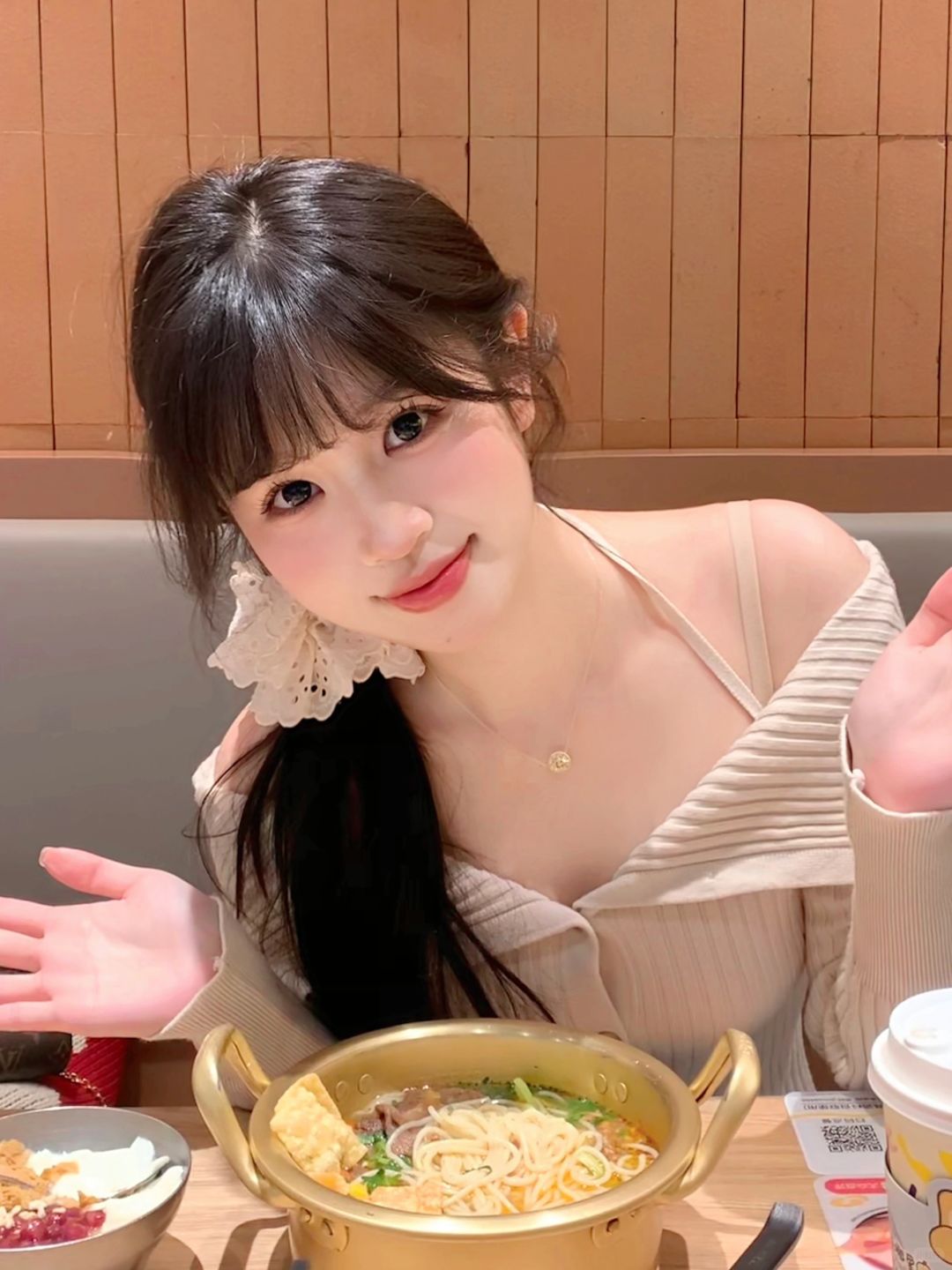 一学就会的吃饭拍照姿势!!速速来学