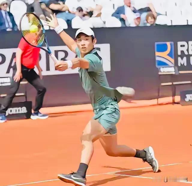 商竣程止步CH175🇫🇷波尔多挑战赛男单四强！今晚的半决赛，商竣程的对手是世