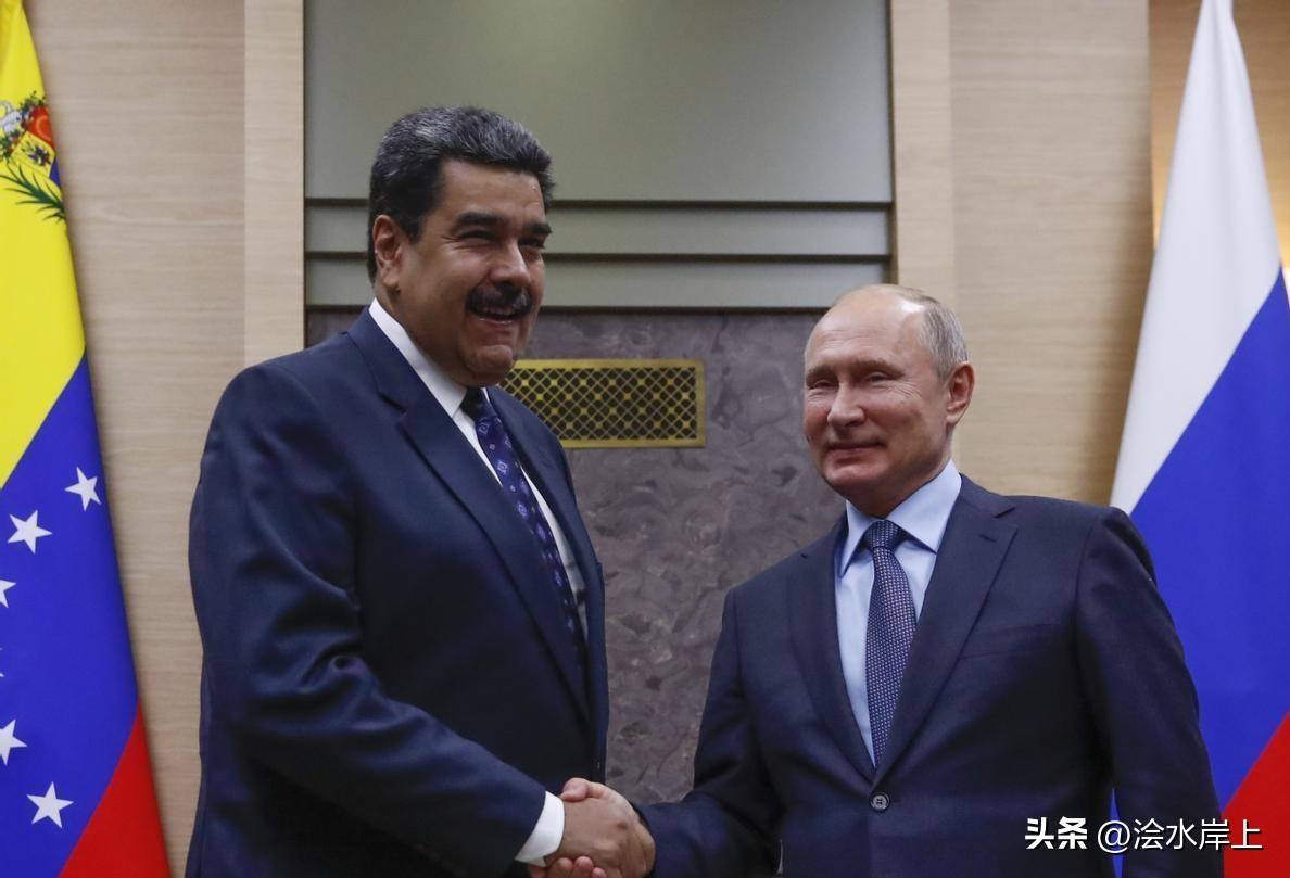 大军压境，特朗普突然对家门口的“钉子户”委内瑞拉犹豫了？本来想逼不听话的马杜罗下