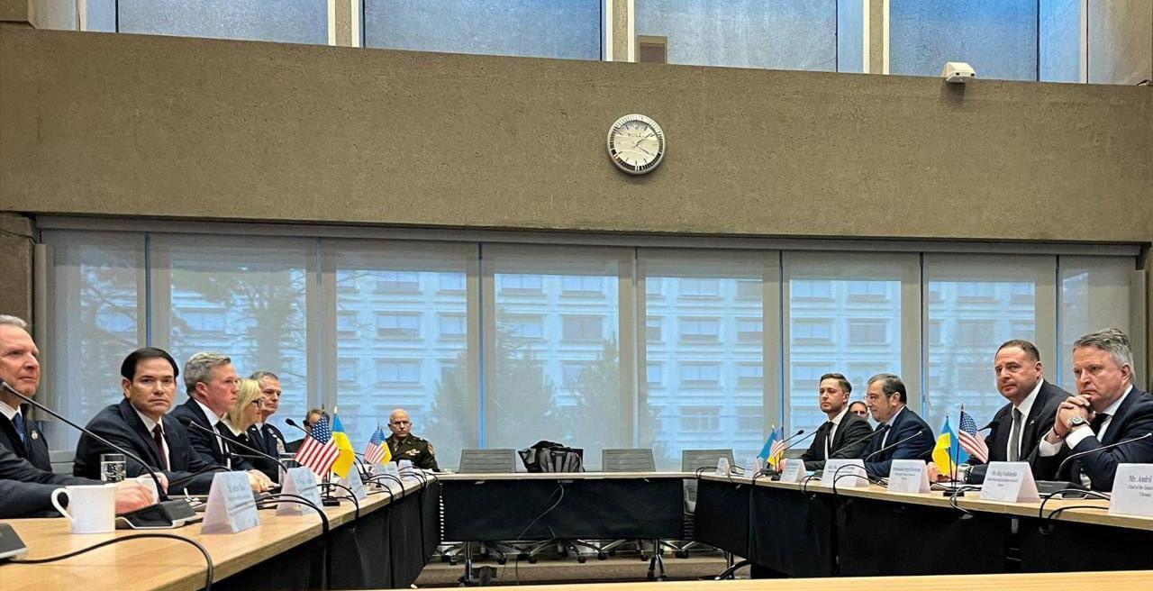 上两次没有乌，这次没有俄，看大佬们发的消息，还是挺能唬人的，这搞法，能实现停战？