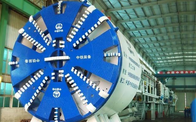 中国商家这次没惯着！广州出的两台盾构机，按合同该付尾款才能发，印度客户想先提货再