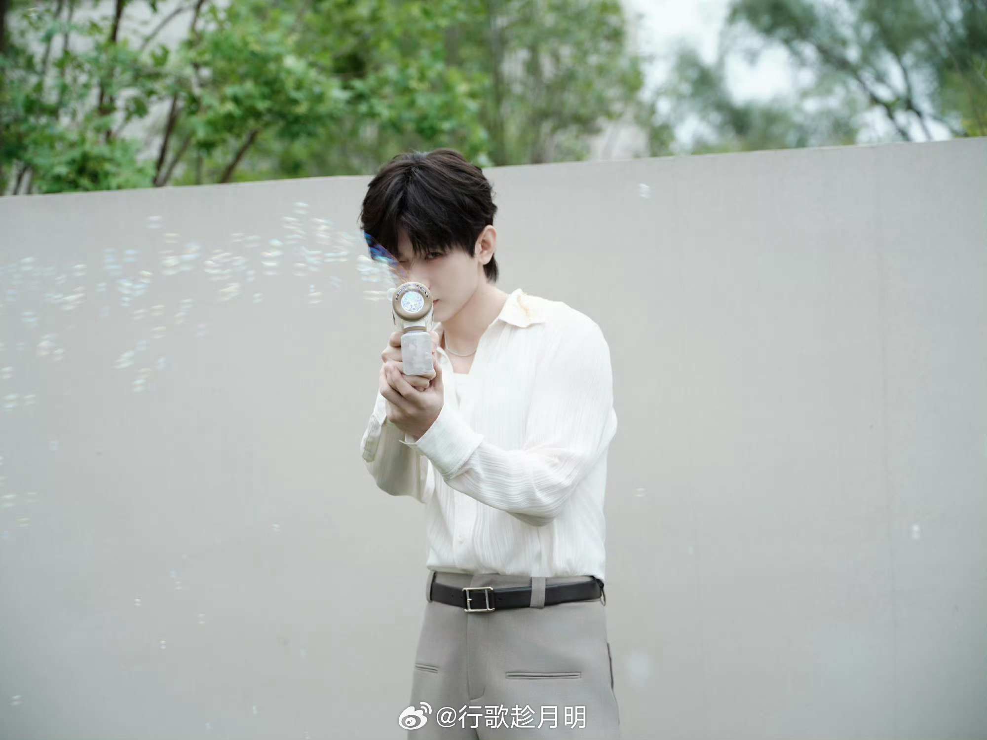 成毅两京十五日cy成毅朱瞻基岁月偏爱真诚者，成毅在浮躁中守初心，眉眼间的干净纯粹