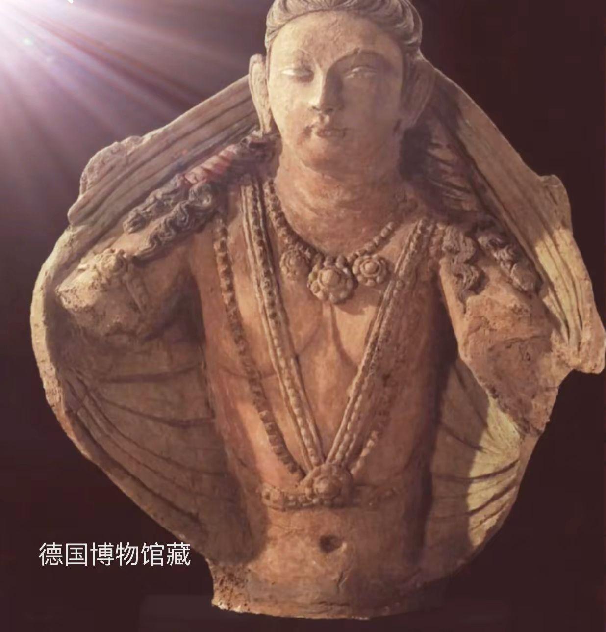 克孜尔千佛洞。克孜尔千佛洞的犍陀罗文化对西域乃至中原文化都产生了多方面...