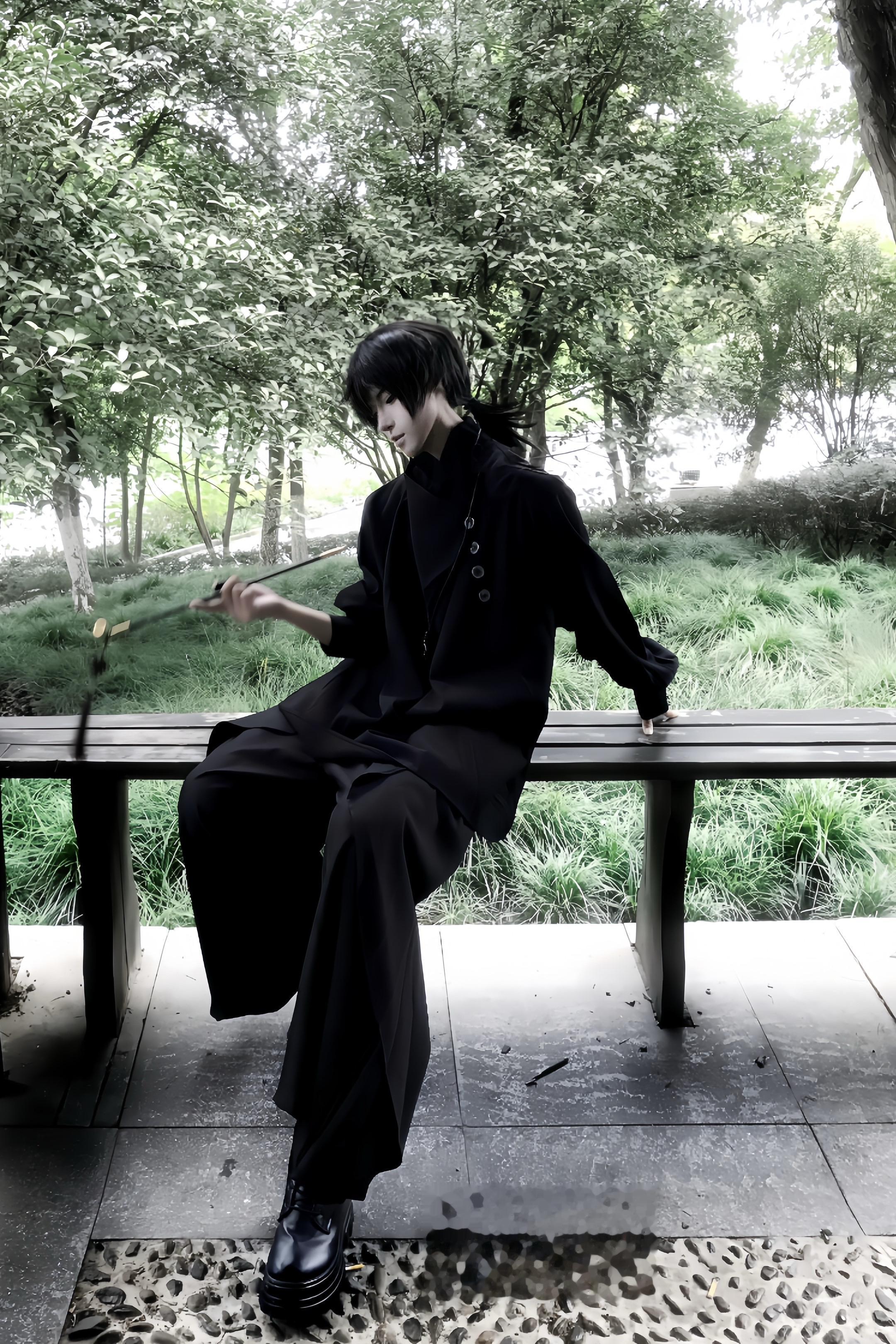 不再心疼你的无助。