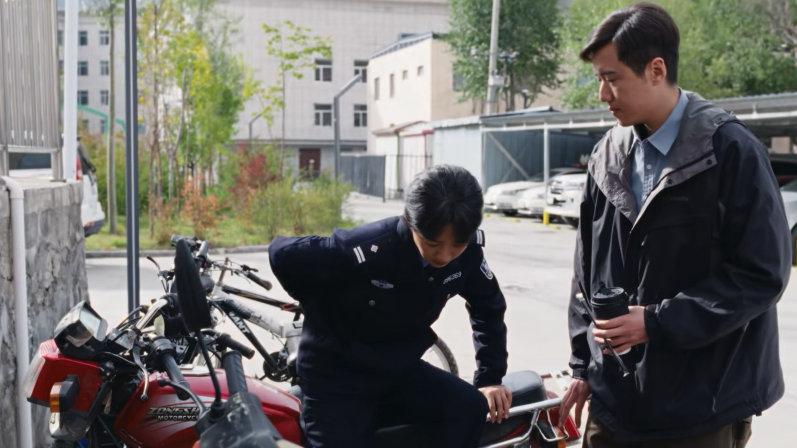 就这个离婚味儿对劲儿。。。。。 