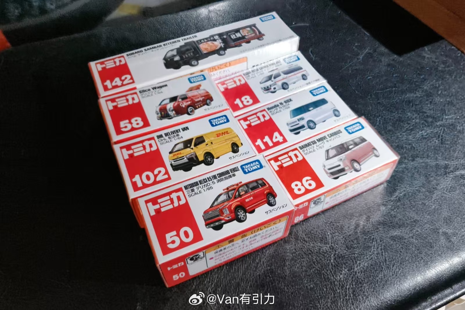 收拾行李箱才想起这次旅行唯一给自己买的小玩意儿van事通[超话] ​​​