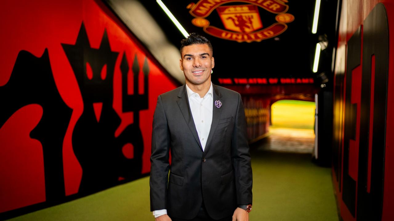 曼联官方消息：卡塞米罗将在赛季末合同到期后离开球队。
胖虎深情告别：在被尊重和铭