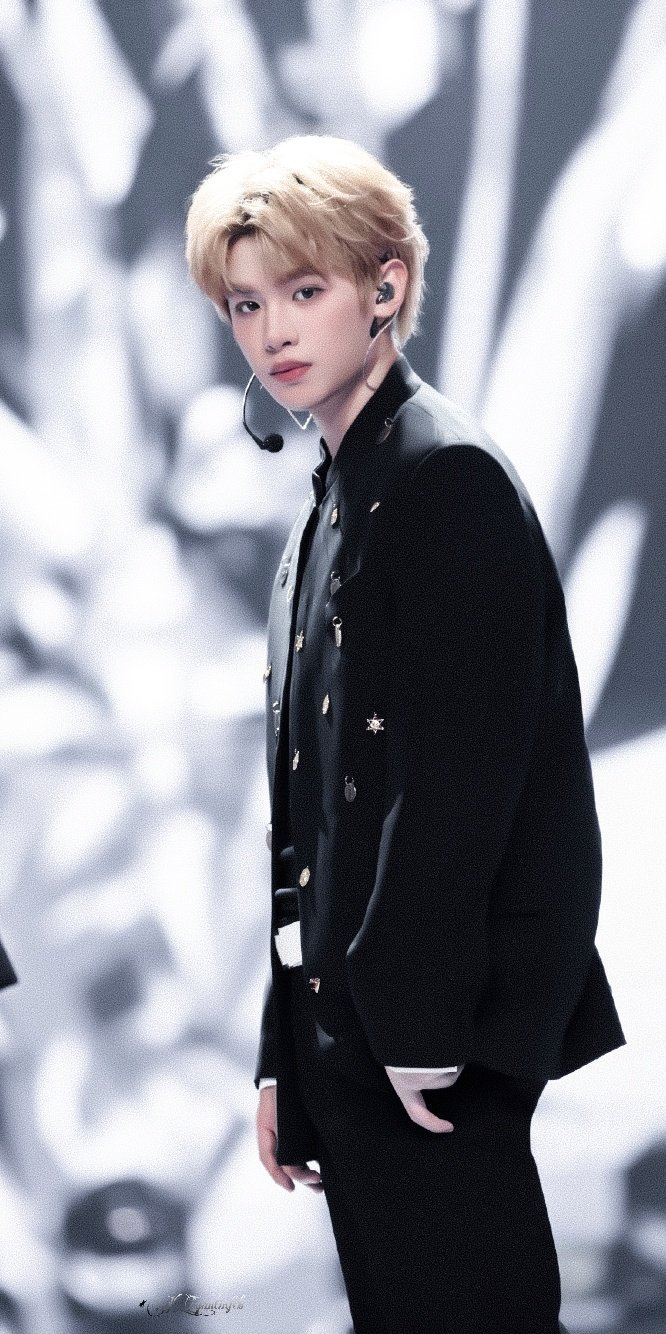 黄明昊 hmh黄明昊我的妈耶 hmh黄明昊张十一 hmh黄明昊新专辑glitch