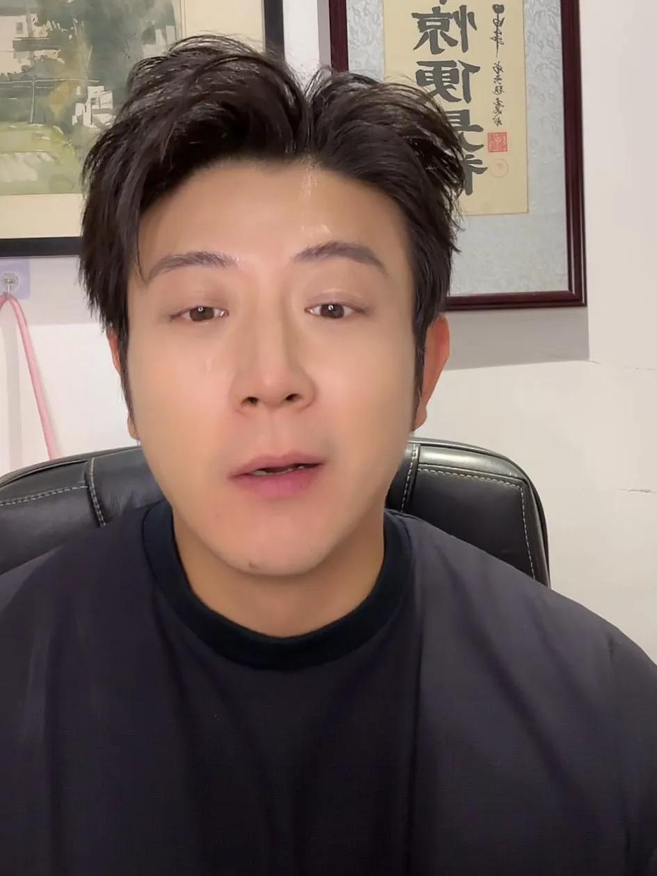 著名相声演员高晓攀真的太敢说了！刚刚高晓攀直播时表示:我为什么没有岳云鹏火？就怪