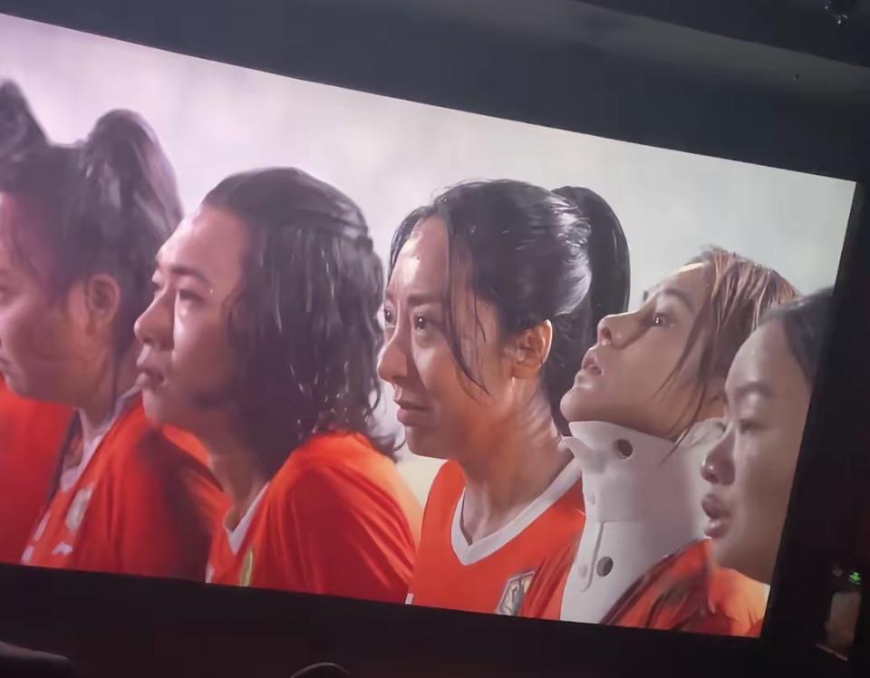 热血沸腾！女足比赛精彩瞬间，为她们加油！🏆💪