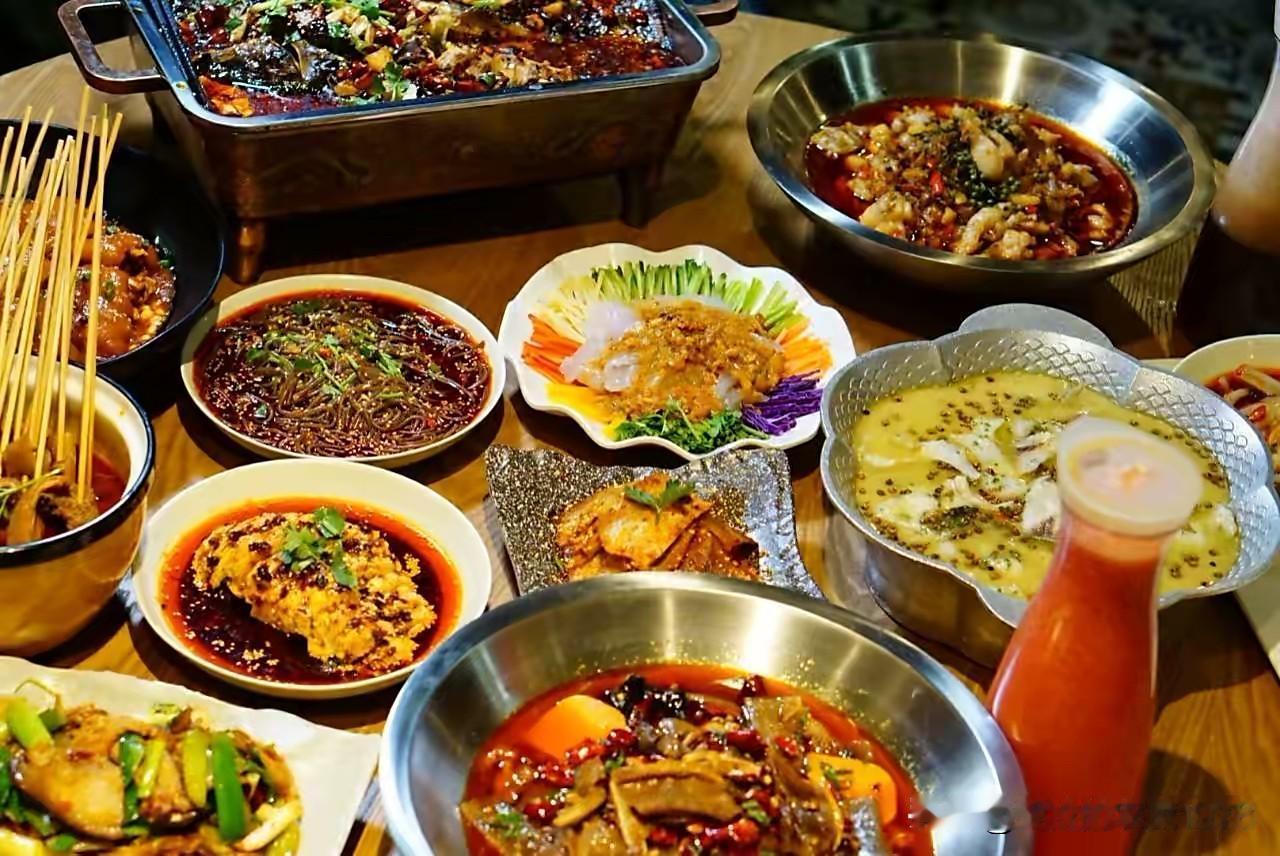 我认为不喜欢。夏天太热，哪里都去不了，吃饭味口，也不行。
相比而言，我还是更喜欢