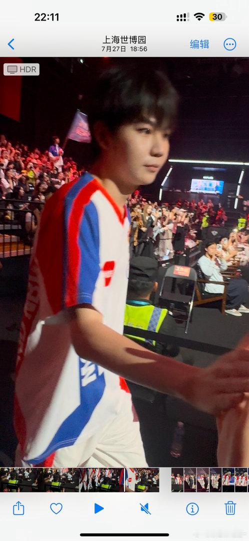 lgd可以把我和老尾拍手第三视角给我不 ​​​