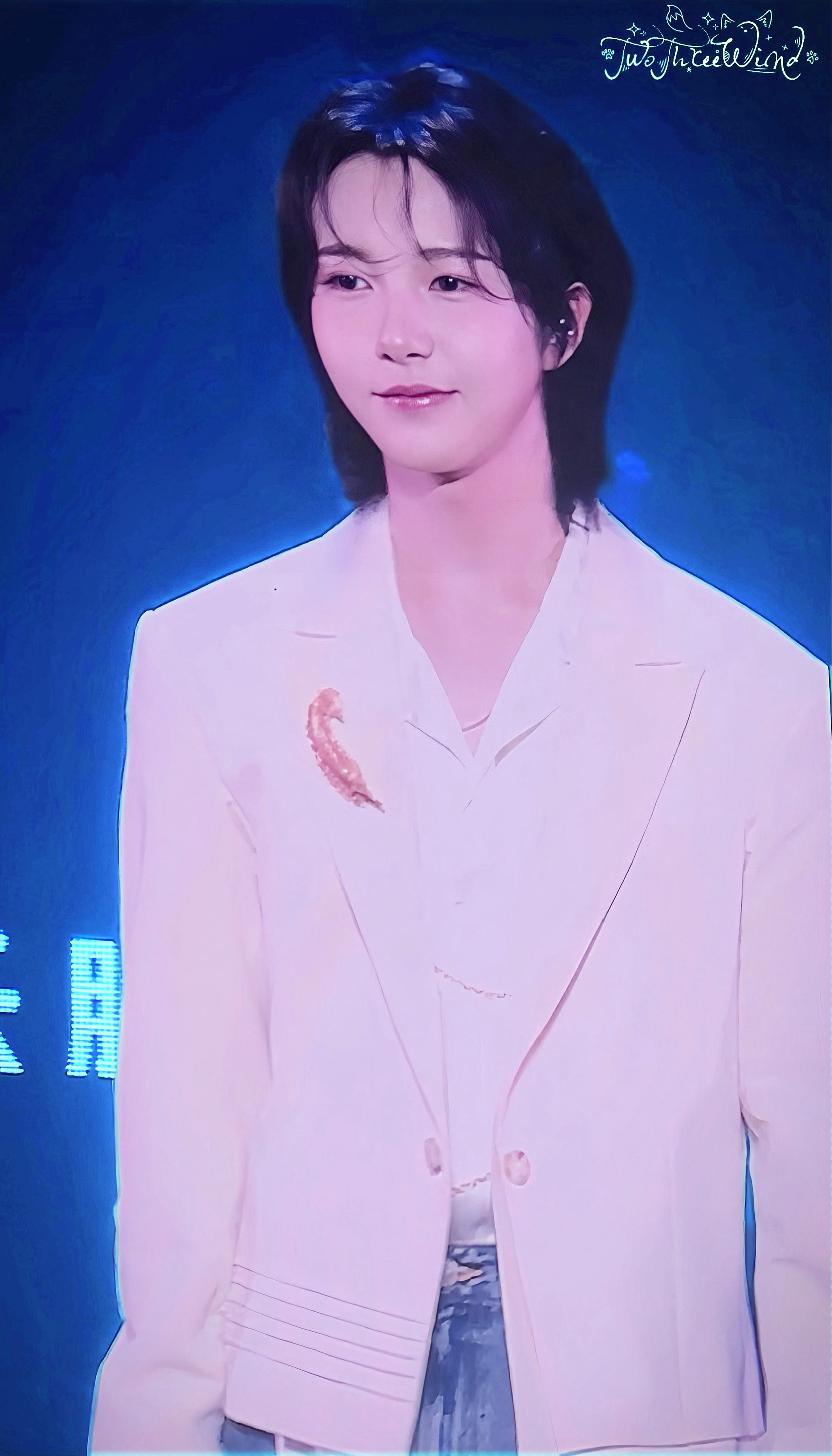 黄仁俊  ❤️黄仁俊中文特辑首唱会我向你保证，他真的是天使(*☻-☻*)代发🈲