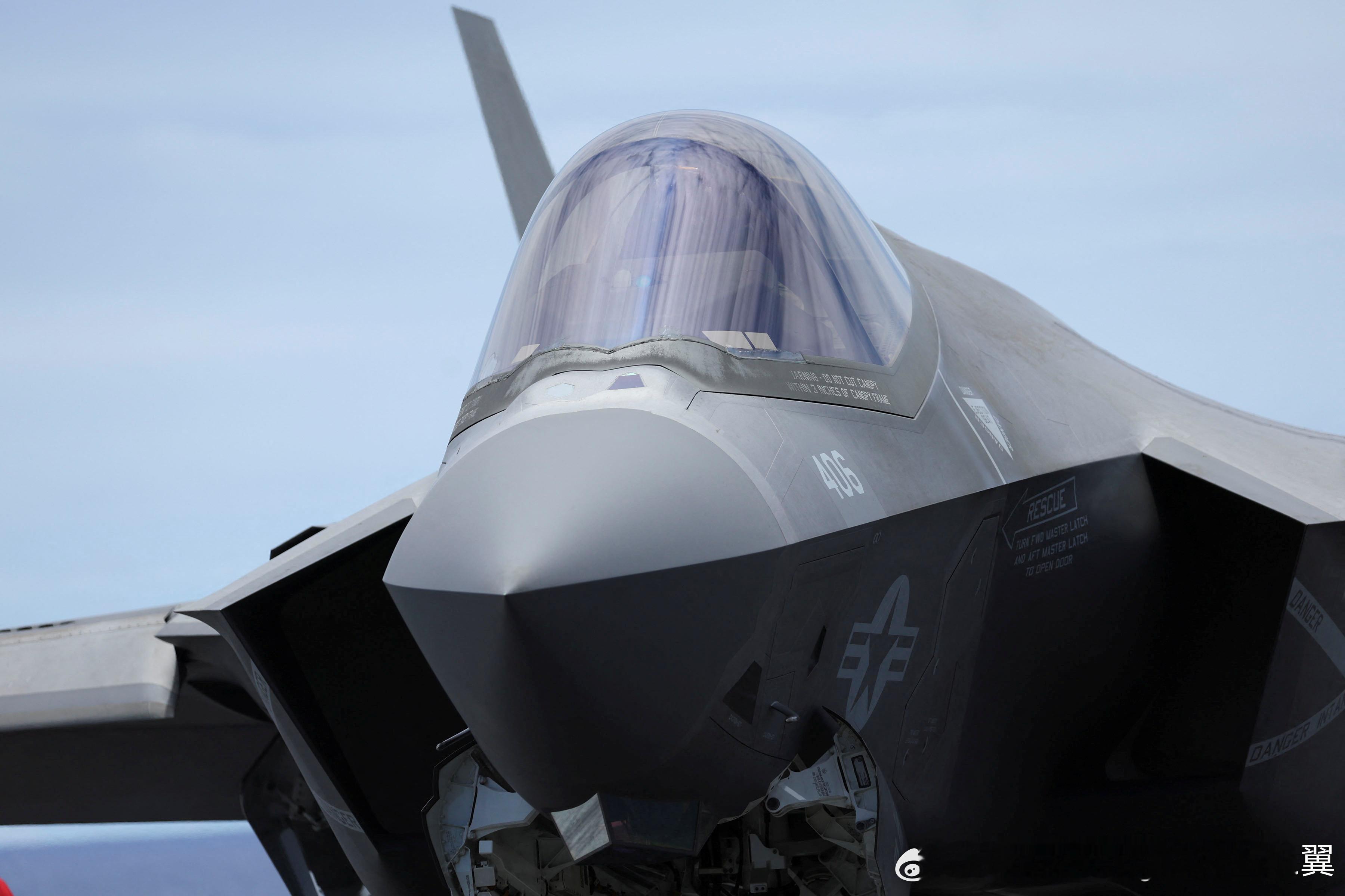 周五， 特朗普下令向波多黎各派遣10架F-35战斗机，名义上是加强美国打击加勒比