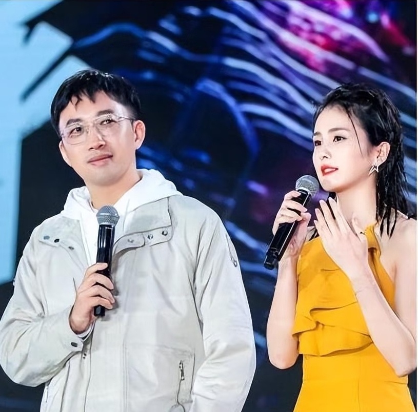 于正又换套路了 于正回应白鹿争议 于正白鹿向来方正 曝白鹿和于正合约到期不续 