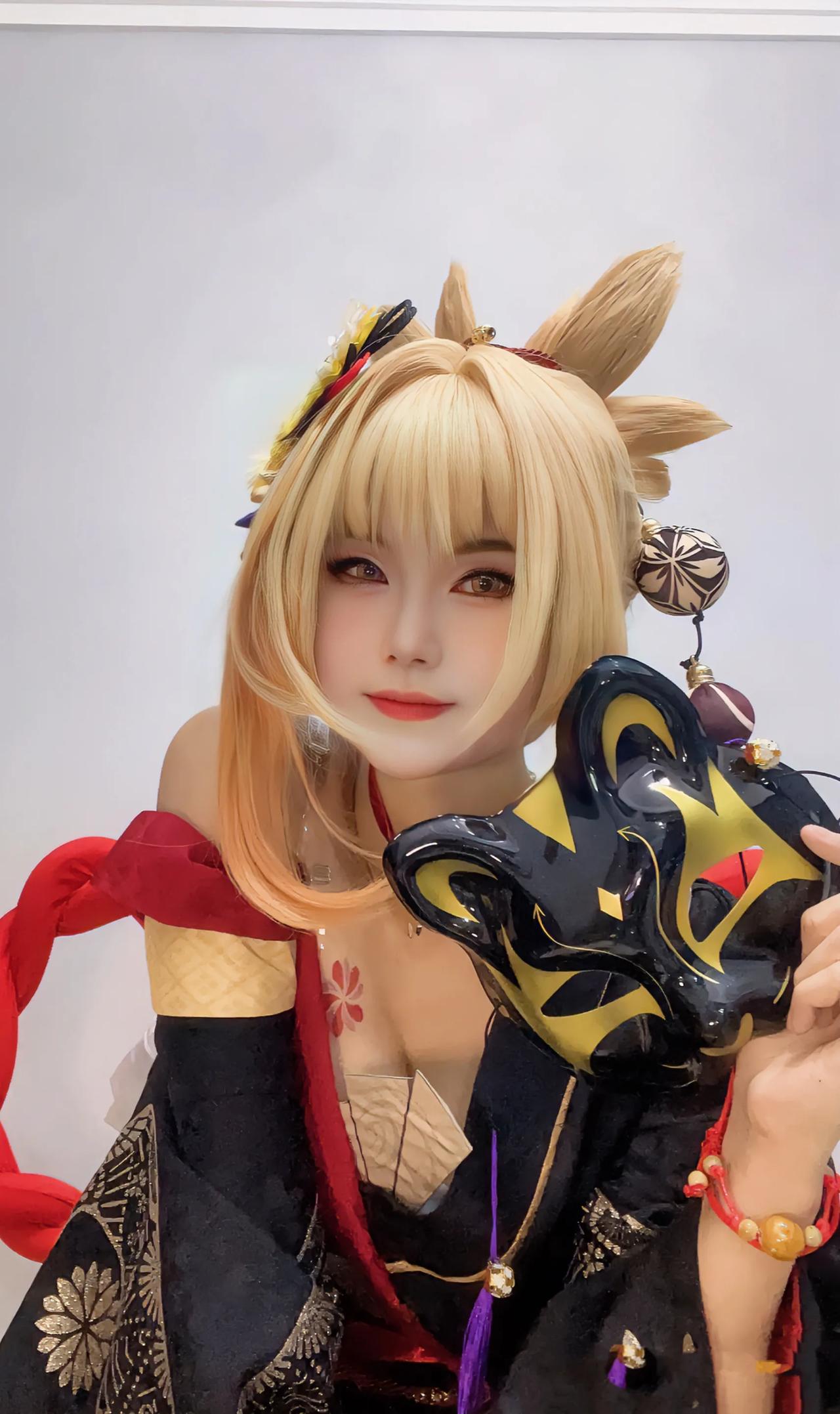 美艳宵宫，谁能不折服!#游戏# #原神# #二次元#