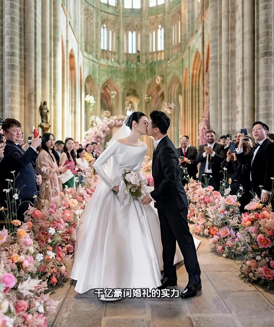 父母那一辈常说“一日夫妻百日恩，百日夫妻似海深”，在他们那个年代，这就是婚姻的真